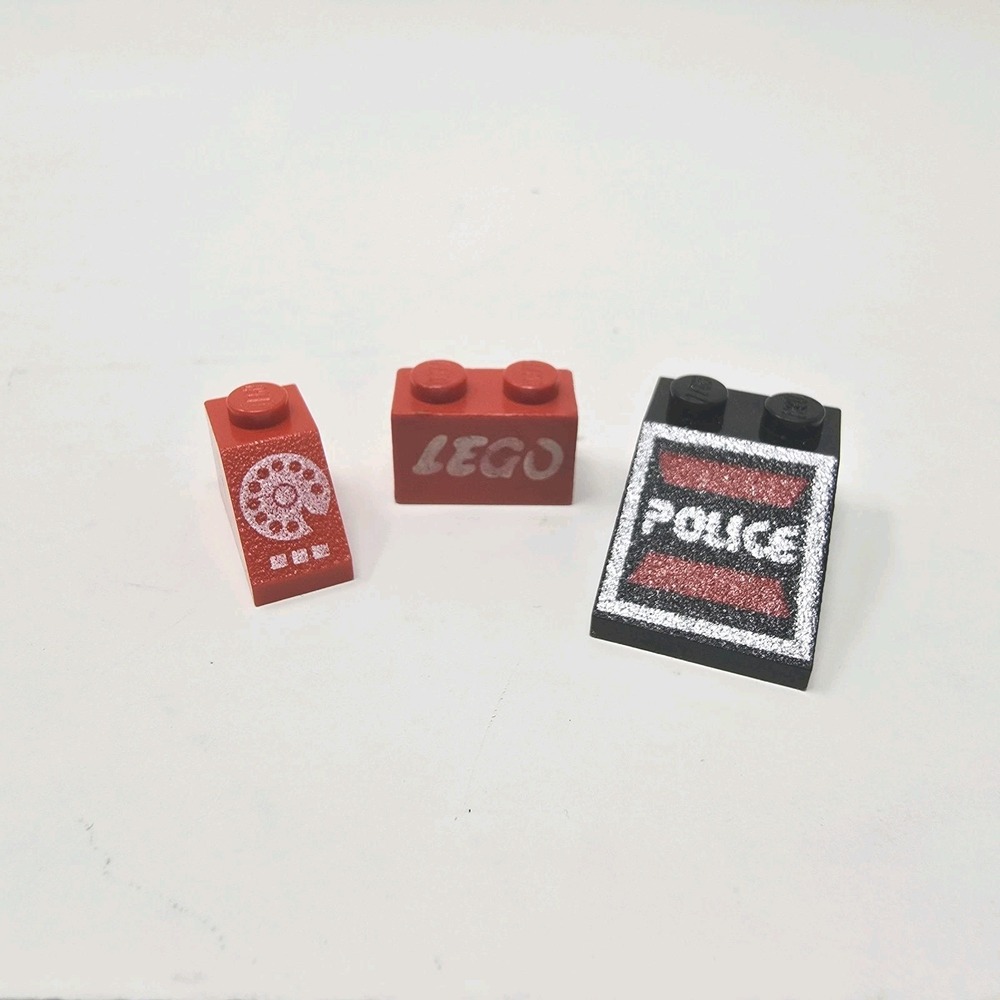 Lego Vintage Lot x3 Bricks Space Police Slope, Script Logo 1x2, Red Telephone
